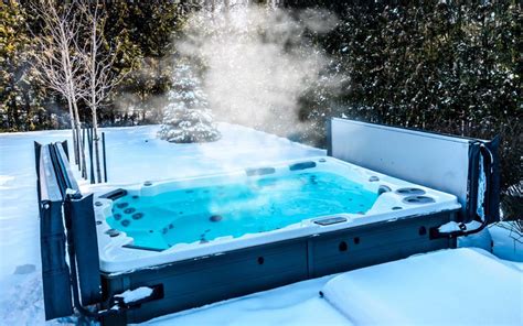 Is it Safe to Use a Hot Tub When it’s Raining or Snowing? | BonaVista Pools