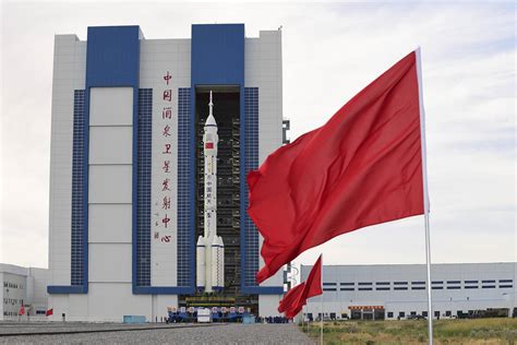 Ad Astra: The "not-quite-a-space-race" between China and the United ...