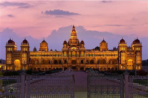 The Historical Mysore Palace of Karnataka, India - WorldAtlas.com