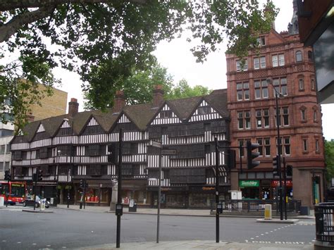 File:Staple Inn, London, UK - 20050821.jpg - Wikimedia Commons