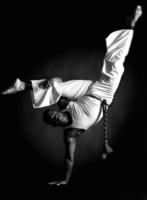 Pin by claudinha on Fitness | Brazilian martial arts, Martial arts, Capoeira