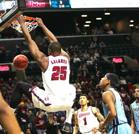 UMass Minutemen must raise their game, or their return to the NCAA Tournament will be brief ...