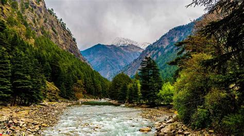 Weekend Getaways From Delhi In Uttarakhand: Head To These Untouched Hill Stations For Tranquil ...