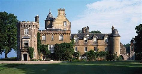 Loch Lomond Castle | Wedding venues scotland, Scotland castles, Castle wedding venue