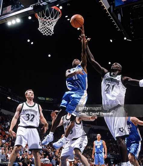 Earl Boykins Dunk Contest