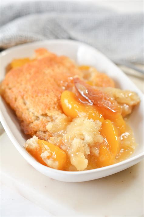 Georgia Peach Cobbler - Sweet Pea's Kitchen