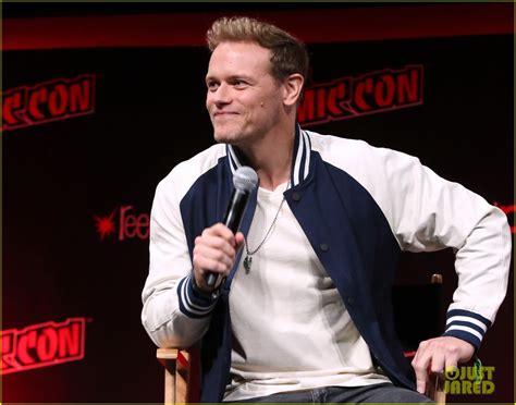 Sam Heughan Promotes 'Outlander' Season Six at New York Comic-Con 2021 ...