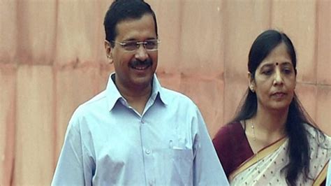 Arvind Kejriwal Wiki, Height, Weight, Age, Biography, Affair, Family & More