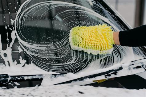 Mr. Pink Vs Honeydew Car Wash Shampoo: Which Is Better?