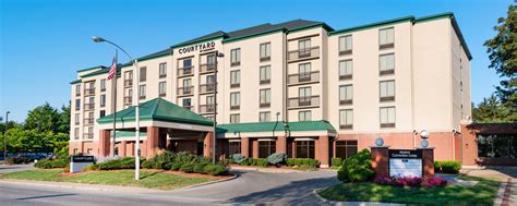 Bloomington Indiana Hotels | Courtyard Bloomington