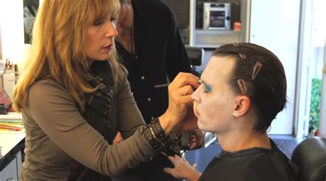 Johnny Depp Makeup - Alice in Wonderland (2010) Photo (11880049) - Fanpop