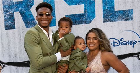 Giannis Antetokounmpo, Girlfriend Mariah Announce They're Expecting ...