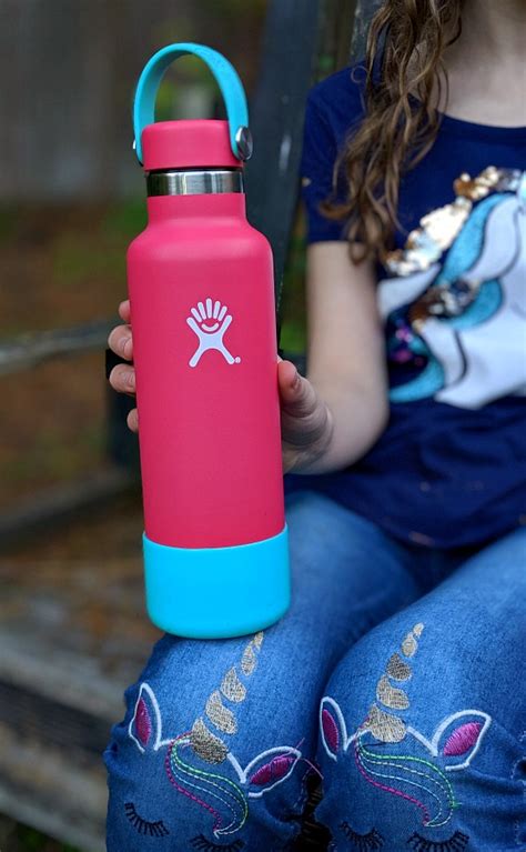 Hydro Flask Gift Guide - 5 Items Anyone On Your List Would Love! - Thrifty NW Mom