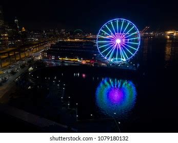 824 Seattle Waterfront Night Stock Photos, Images & Photography | Shutterstock