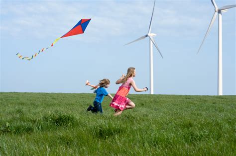 Americans for Prosperity to protest pro-wind rally of 'extremist' kite ...