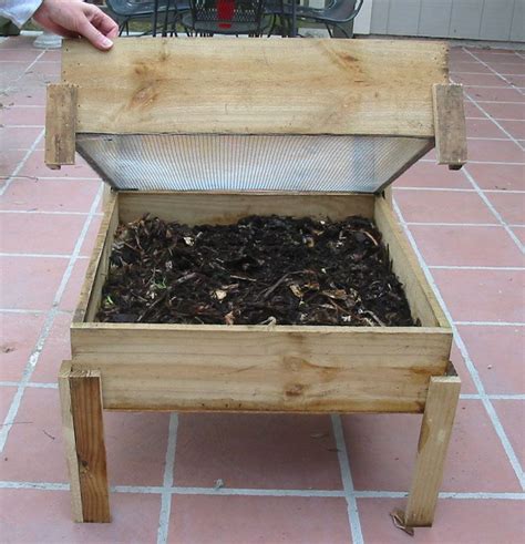 Diy Wooden Worm Compost Bin