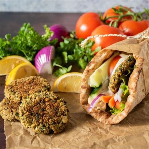 Falafel Hummus Pita Wraps - Being Nutritious