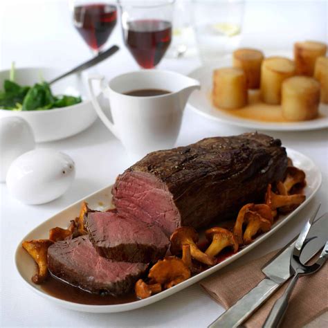 Aberdeen Angus Sirloin, Chateaubriand & Prime Fillet | Forman & Field