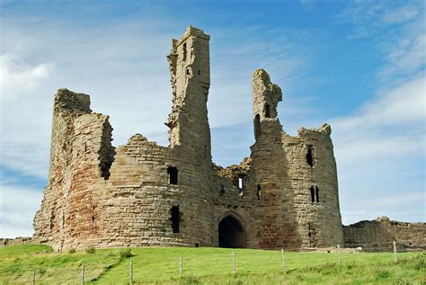 Dunstanburgh Castle - Northumberland England | Dunstanburgh castle ...