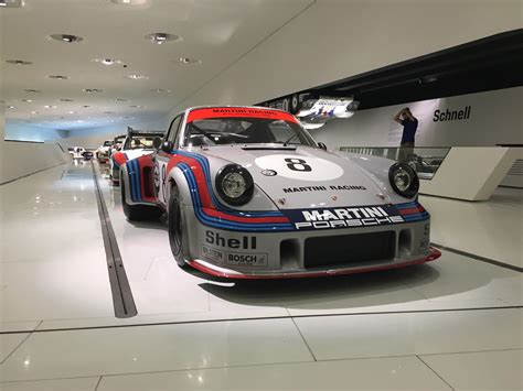 Martini racing Porsche 911 : r/carporn