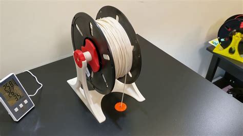 Spool holder with 3d printed gear bearing optimised for enclosure - YouTube