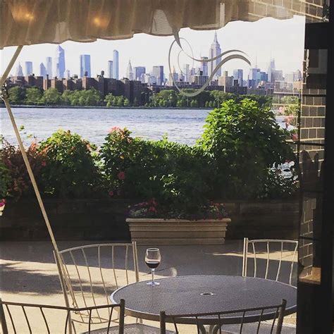 15 Best NYC Restaurants With A View To Eat At (+ What To Order)