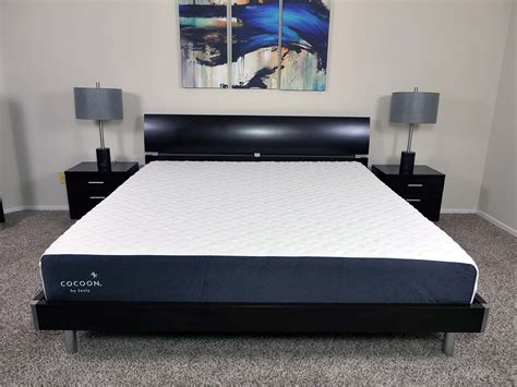 Cocoon Mattress Review (2022) - Firm or Soft? | Sleepopolis