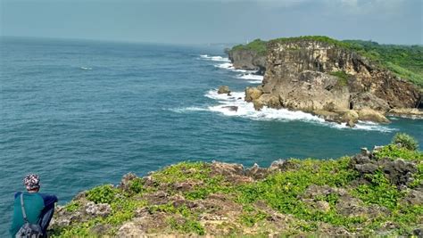 Pantai Krakal, Jalan Dipantai Terpingkal Pingkal – Dolan Yok