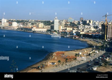 Luanda angola africa skyline hi-res stock photography and images - Alamy