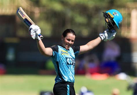 Grace Harris put on a thrilling display of hitting | ESPNcricinfo.com