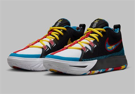 Gráficos Juguetones Y Colores Vibrantes Conforman Este Nike Kyrie Flytrap 6 Para Niños ...