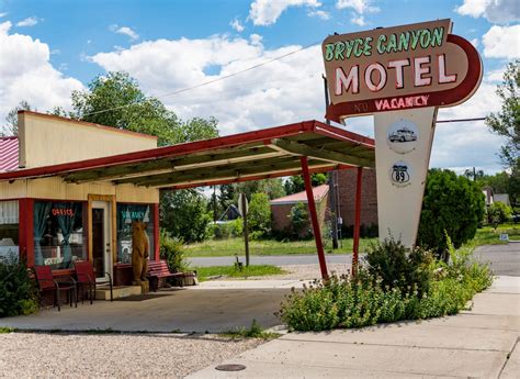 Motel Signs | Dave Koch Photography