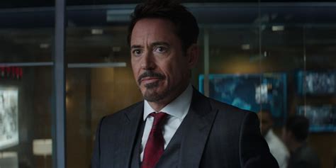 Robert Downey Jr. Recalls When The Iron Man Suit Originally ‘Blinded’ Him | Cinemablend