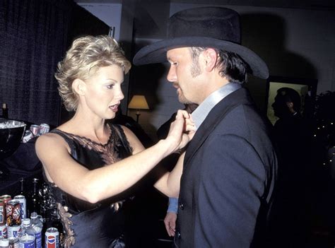 The Ties That Bind from Faith Hill & Tim McGraw Romance Rewind | E! News