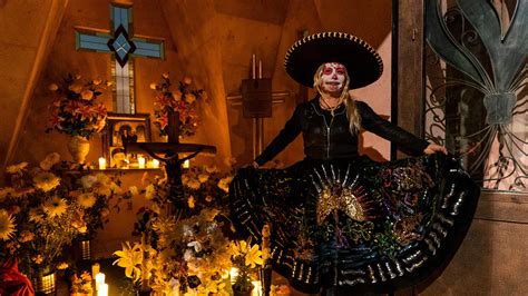 How Mexico City Celebrates Día de los Muertos | Architectural Digest