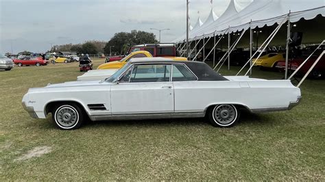 1964 Oldsmobile Starfire | L76.1 | Kissimmee 2021