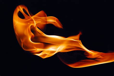 Dancing Flame #2 | From the metal pots creating the intricat… | Flickr