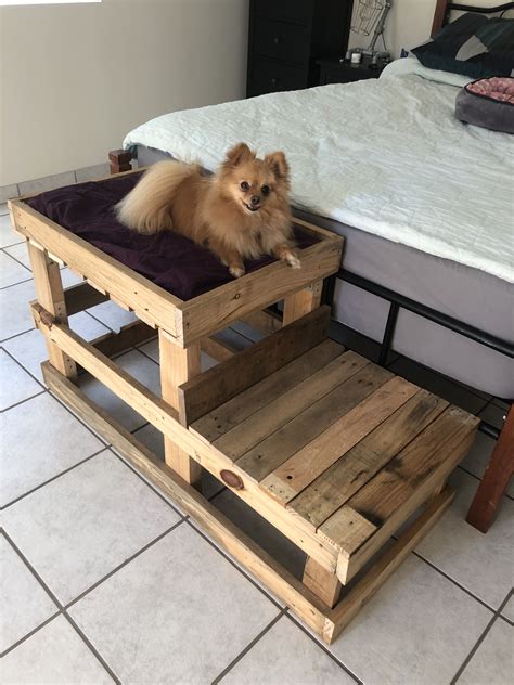 Extension dog bed #dogbed #palletfurniture #petproducts #pallet | Dog ...