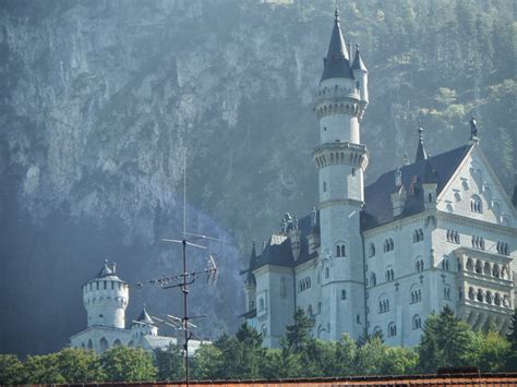 Trashing Europe: Neuschwanstein Castle and Hohenschwangau Castle.