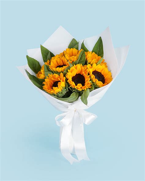 Premium Flower Bouquets - Same Day Delivery KL, Klang Valley - LVLY Malaysia