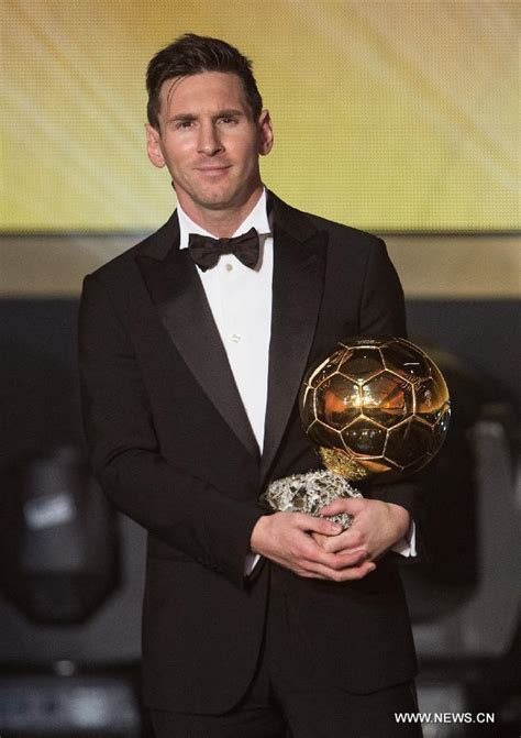 FIFA : Lionel Messi remporte le Ballon d'Or 2015_French.news.cn