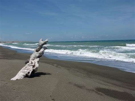 Fort Ilocandia Beach, Laoag, Ilocos Norte, Philippines