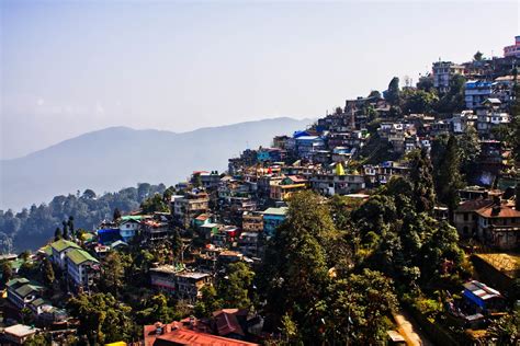 Book Luxurious North East Sikkim & Darjeeling Tours - Travels with Skylines