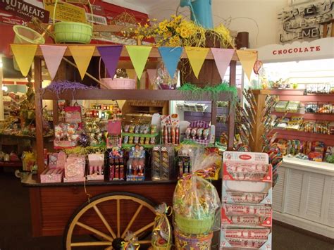 Old-Fashioned Candy Store Displays | are now saying to yourself- "Wow ...