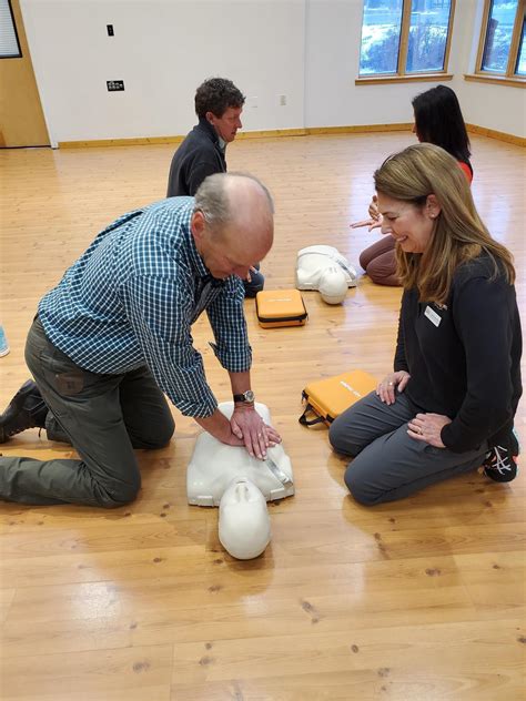 Automated External Defibrillator (AED) Training | Rotary Club of Summit ...