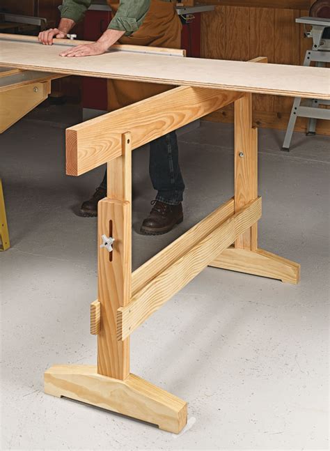 Sliding Saw Table | Woodworking Project | Woodsmith Plans