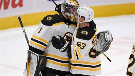 Swayman makes 31 saves in 2nd NHL, Bruins beat Capitals 4-2