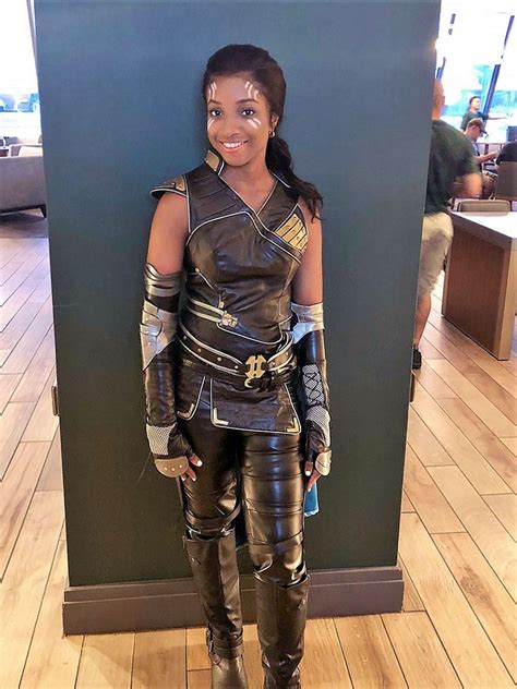 Valkyrie from Thor Ragnarok Costume - A Review (With Tips!) - My Life ...