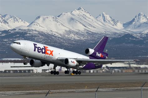 Fedex DC10 at Oklahoma City on Sep 1st 2020, bleed air malfunction - AeroInside