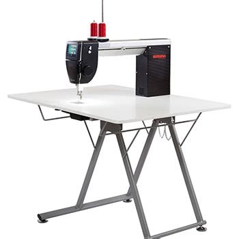 Bernina Q20 20 Inch Sit-Down Longarm Machine Review 2022